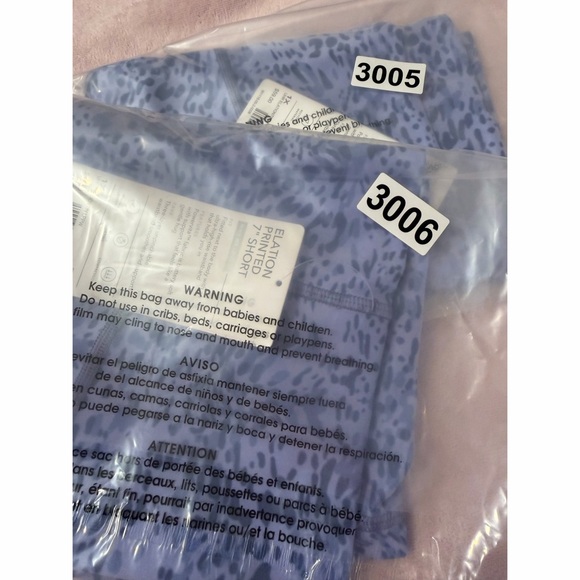 Athleta Women's Lavender Patterned Biker Shorts NWT SZ 1X - Picture 11 of 16